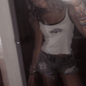 Meet your Posher, Lucy